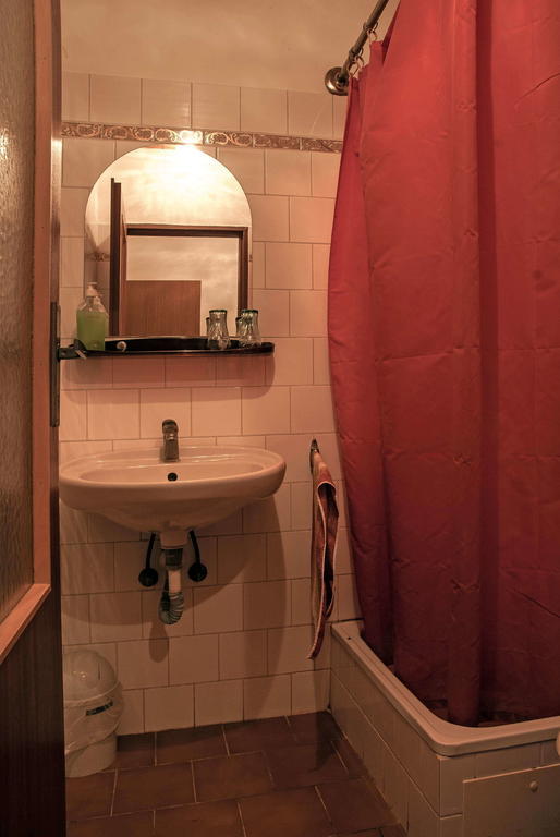 Lovecky Hotel Jivak Loučeň 部屋 写真